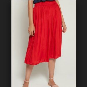 NWT fully-lined pleated red midi skirt, GAP